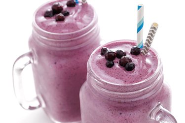 Blueberry Ginger Peach Smoothie