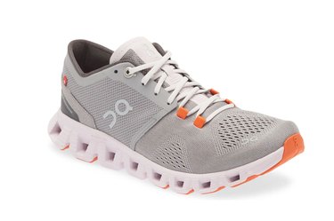 On Cloud X Training Shoes as best cross-training shoes