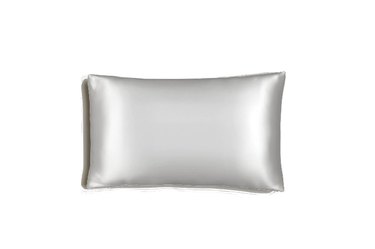Plushbeds 100% Pure Silk Pillowcase, one of the best silk pillowcases