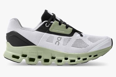 OnCloud Cloudstratus, one of the best breathable shoes