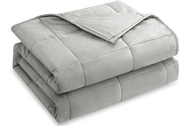 HBlife Weighted Blanket, one of the best weighted blankets