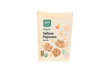 Bag of 365 by Whole Foods organic yellow popcorn kernels