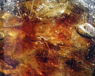 Cola, ice & air bubbles