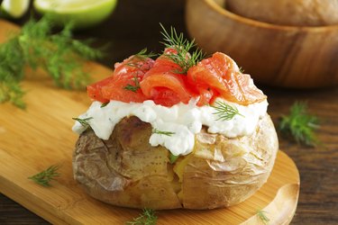 potato with cream of the cream cheese and salted salmon