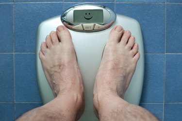 How Much Should I Weigh For My Height And Age?, 52% OFF