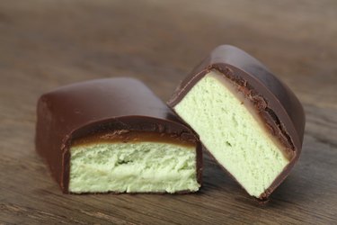 Pistachio bar