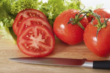 Tomatoes sliced horizontal