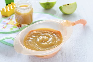 Healthy baby nutrition: apple puree