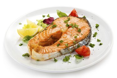 Grilled salmon and vegetables