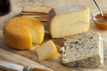 French cheese platter