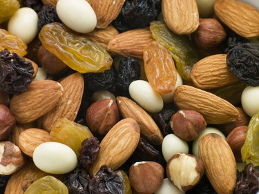 Nut and dried fruit mix