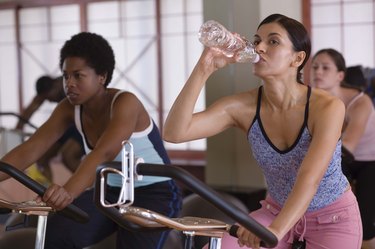 Women in spin class