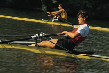 Women in sculling race
