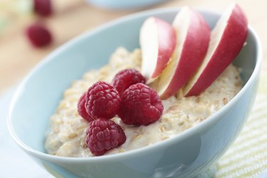 Oatmeal porridge with fruits