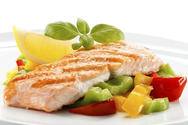 Grilled salmon and vegetables