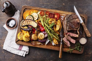 Club Beef steak and Grilled vegetables