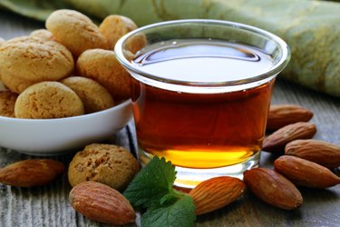 Dessert liqueur Amaretto with almond biscuits (amarittini)