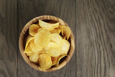 potato chips with paprika