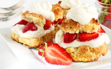 Scones, strawberries and cream