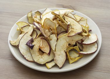 Dried sliced apples