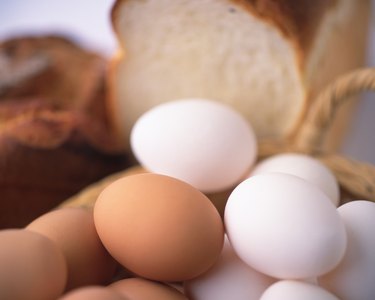 Eggs and Bread, Close Up, In Focus, Out Focus, Differential Focus
