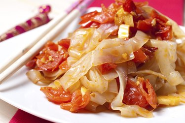 Shirataki Noodles with tomato sauce