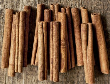 The Main Health Benefits of Cinnamon Green Tea