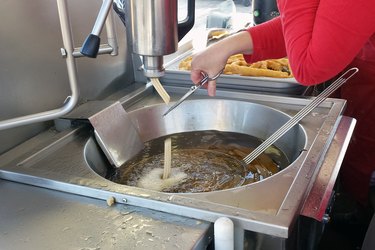 Churros production in Espania