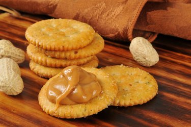 Peanut butter and crackers