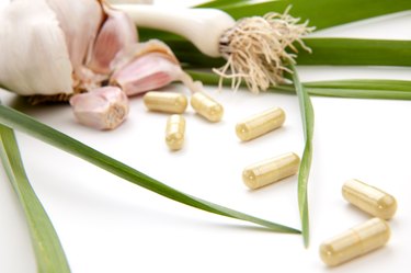 Can Eating Garlic Make Your Skin Smell? | Livestrong