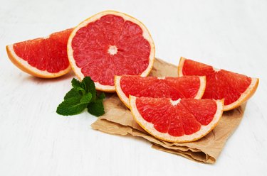 Grapefruit with mint