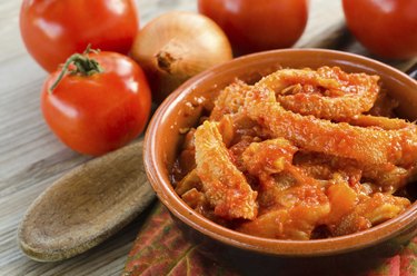 Trippa al pomodoro, italian cuisine