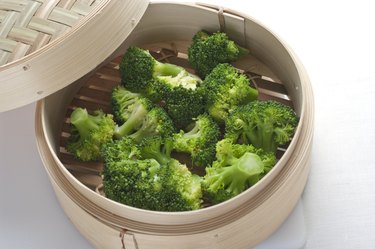 Steamed brocolli