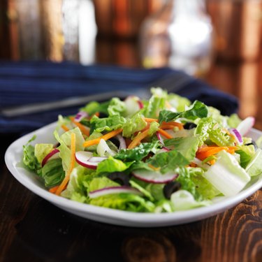 garden salad with romaine lettuce