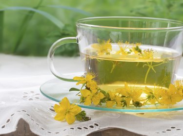 St John's wort tea