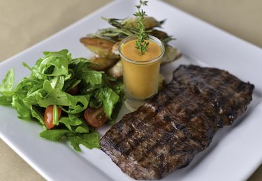 how to cook beef shoulder steak in the oven