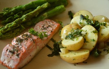 Salmon potato asparagus dinnerplate