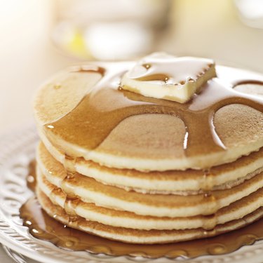 Cracker Barrel Pancakes Nutrition | Livestrong.com