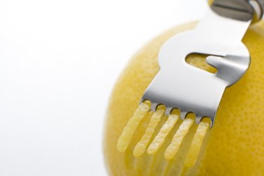 Lemon zester