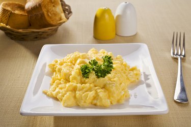 Scrambled Eggs and Toasted Baguette