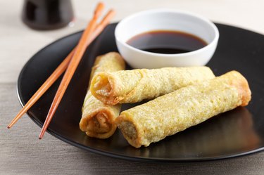 Spring rolls with soy sauce