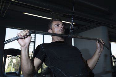 Lat Pulldown Workout