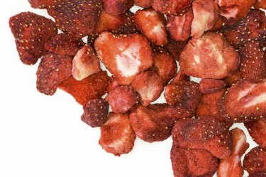 dried strawberries