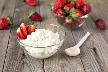 Cottage cheese and strawberry