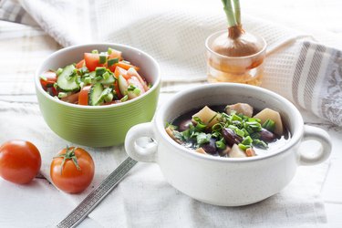 Vegetable soup with beans and chicken