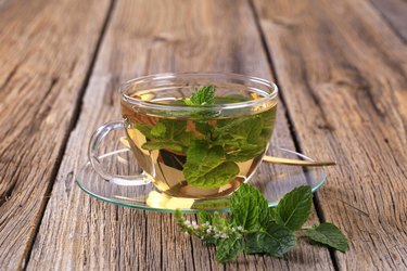 dried mint tea