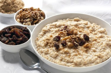 low calorie foods nutrient dense foods oatmeal