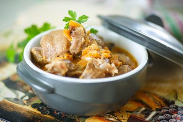 chicken gizzards stewed with vegetables