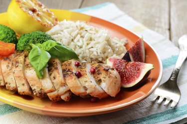 Fried chicken breast with rice