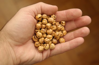 Roasted-Chickpeas 02